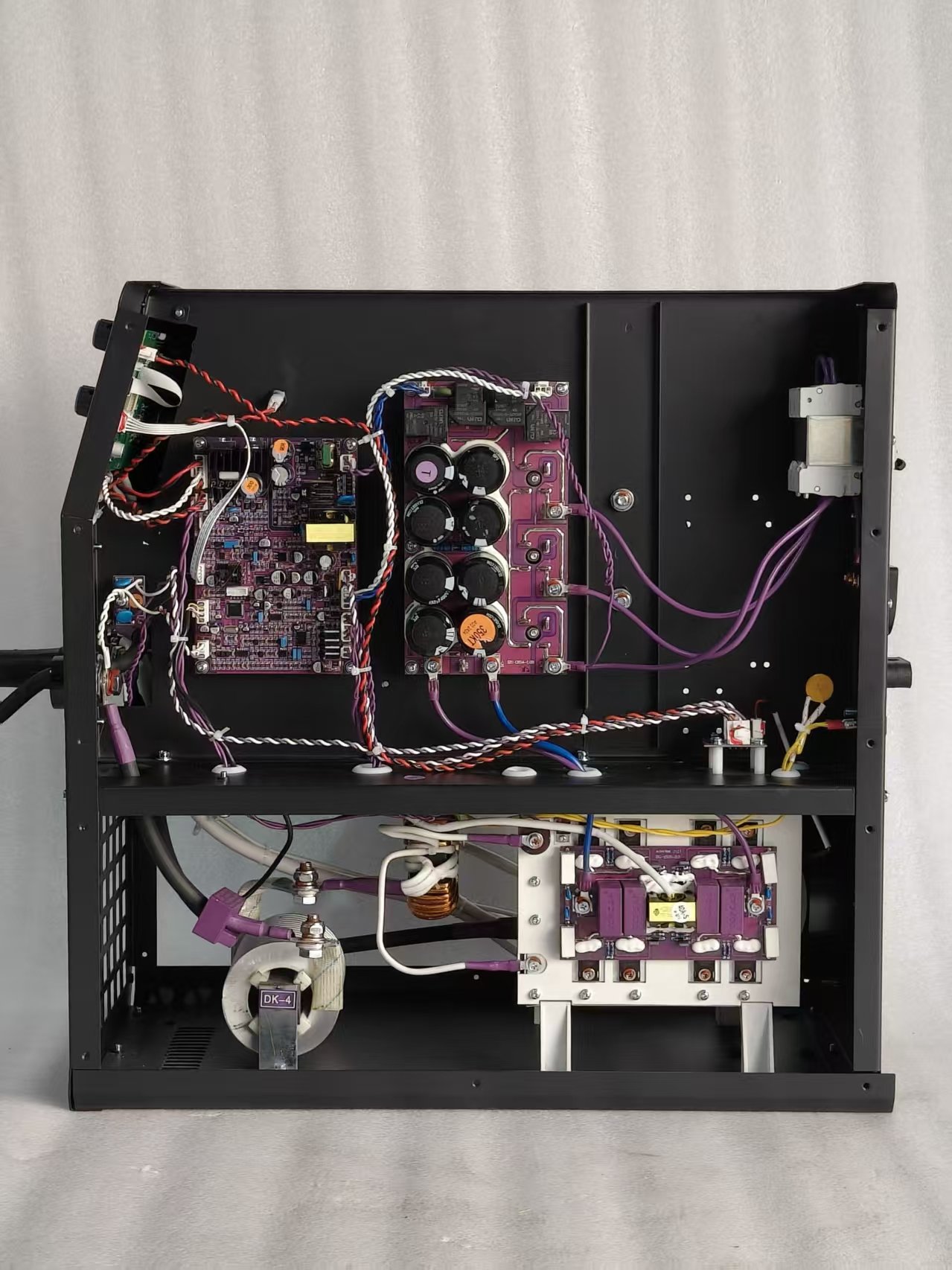 MIG-350DP (Double Pulse) - Слика 4
